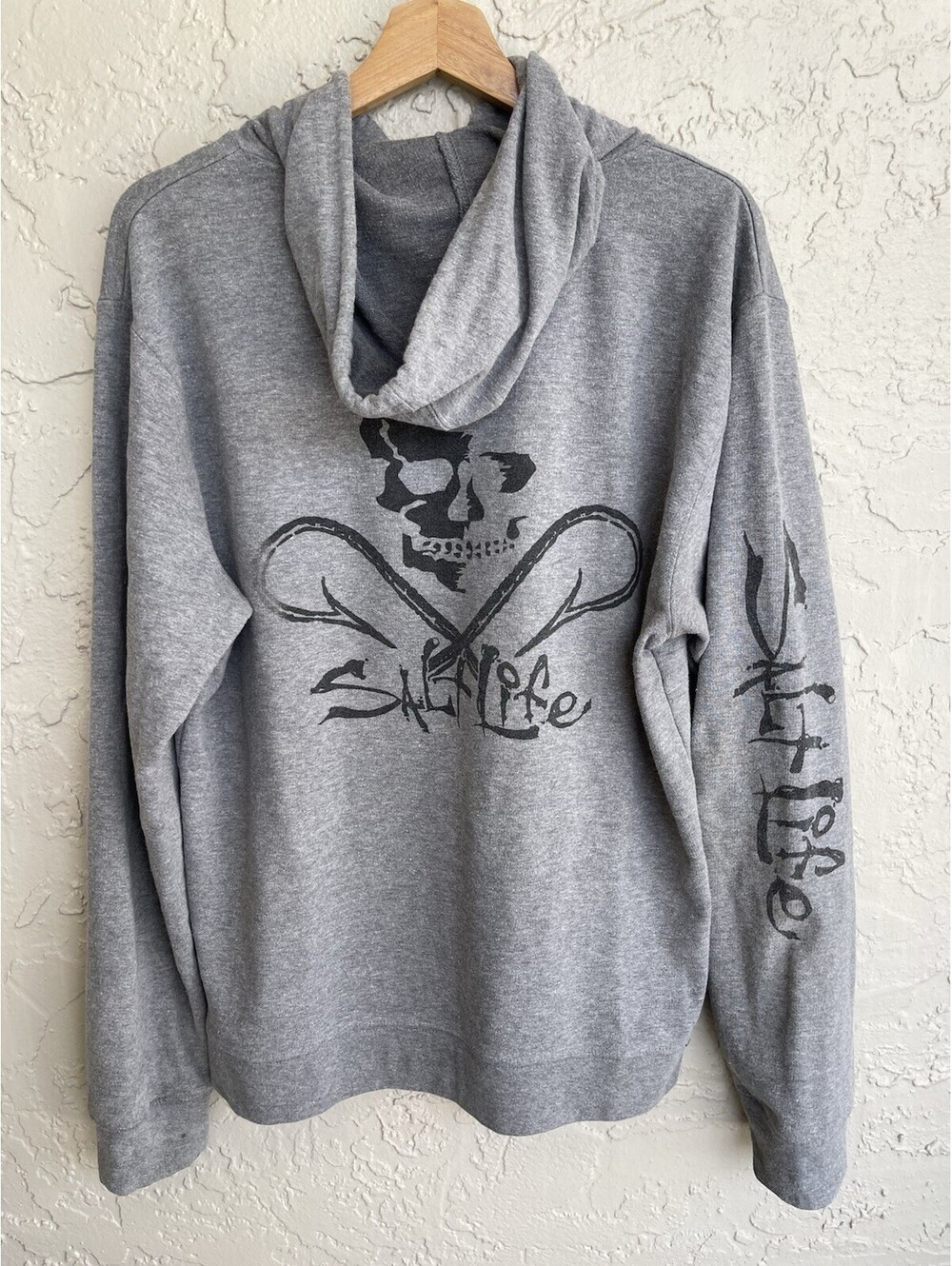 Salt Life Y2K Mens Large Gray Spellout Graphic Hoodie Logo Kangaroo Pullover.